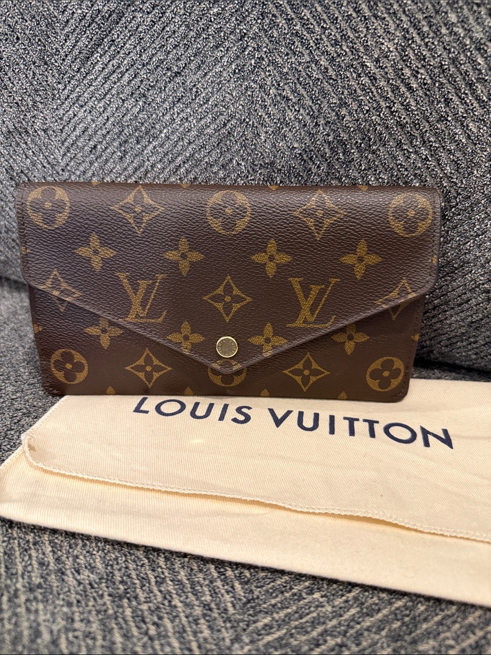 Louis Vuitton Monogram Canvas Brown Jeanne Wallet